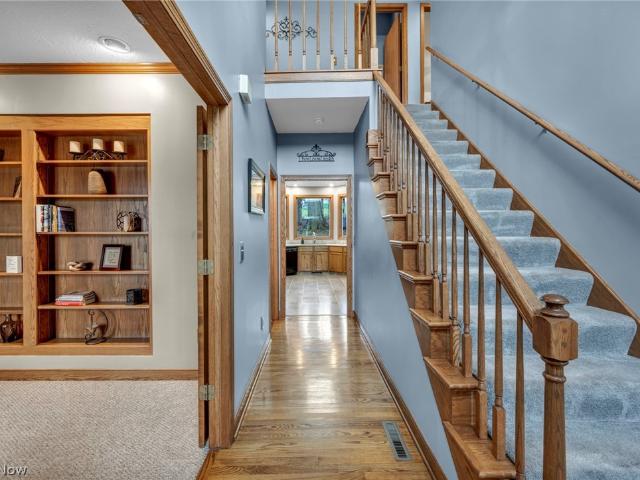 House for sale in Summit, Ohio