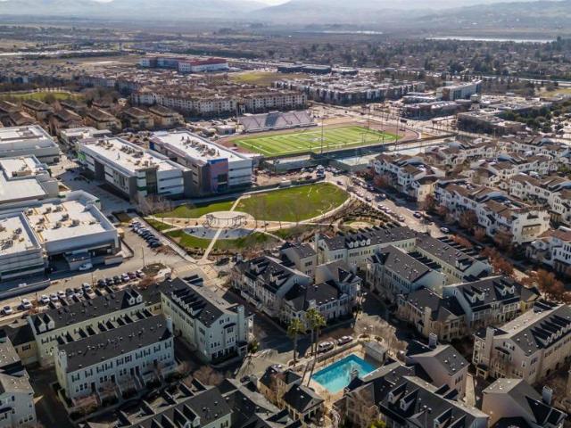 Condo for sale in Dublin, California