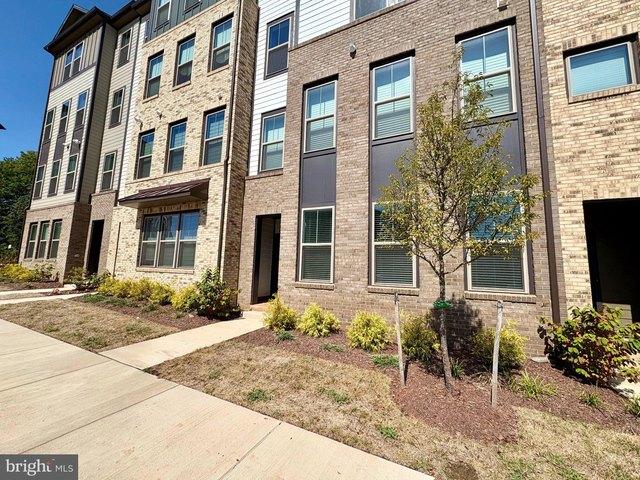 Condo for sale in Virginia