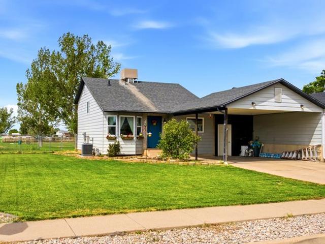 House for sale in Roy, Utah