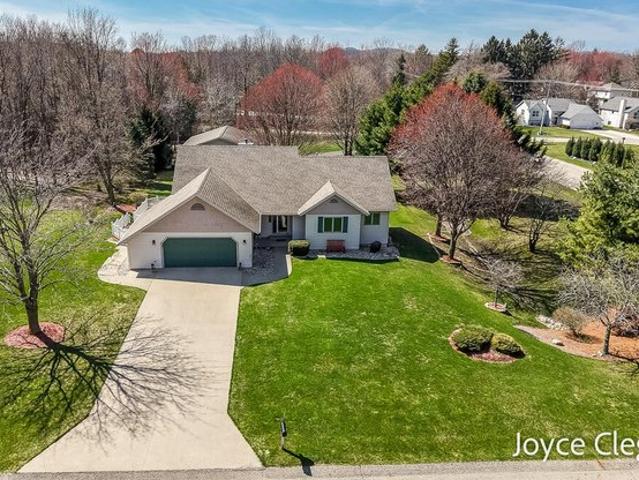 House for sale in Allegan, Michigan