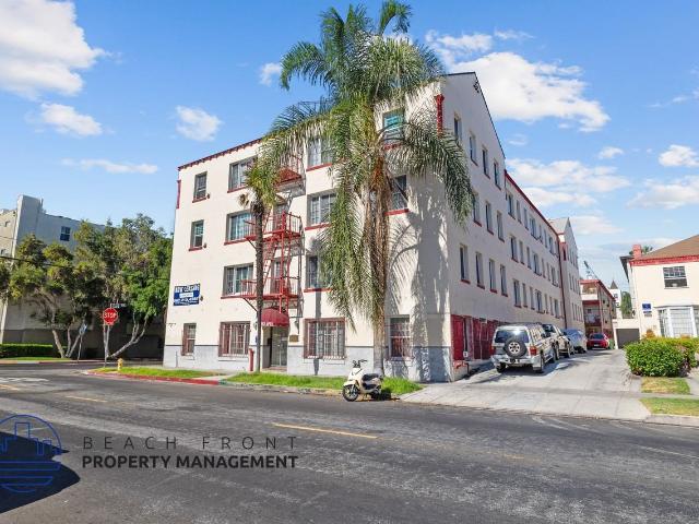 Apartment for rent in Canoga Park, California