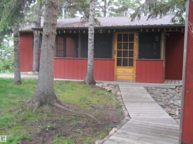 House for sale in Alberta