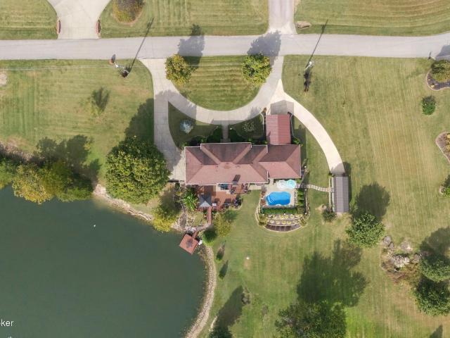 House for sale in Mount Washington, Bullitt County