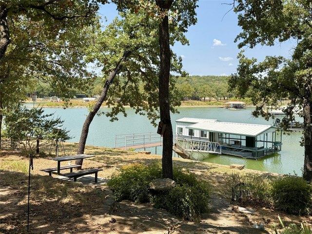 House for sale in Wise, Texas