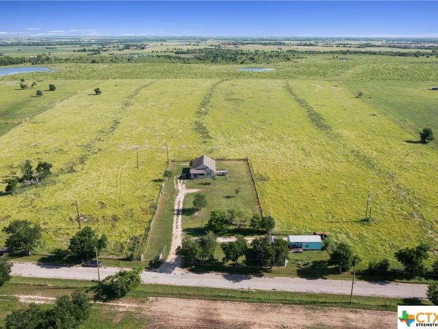 House for sale in Milam, Texas