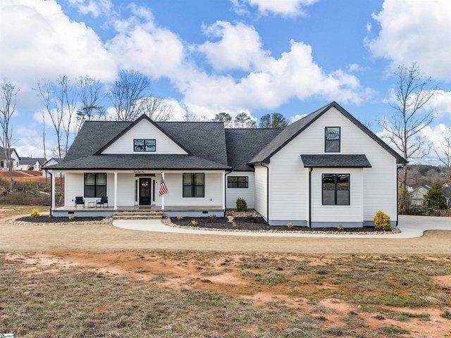 House for sale in Inman, South Carolina