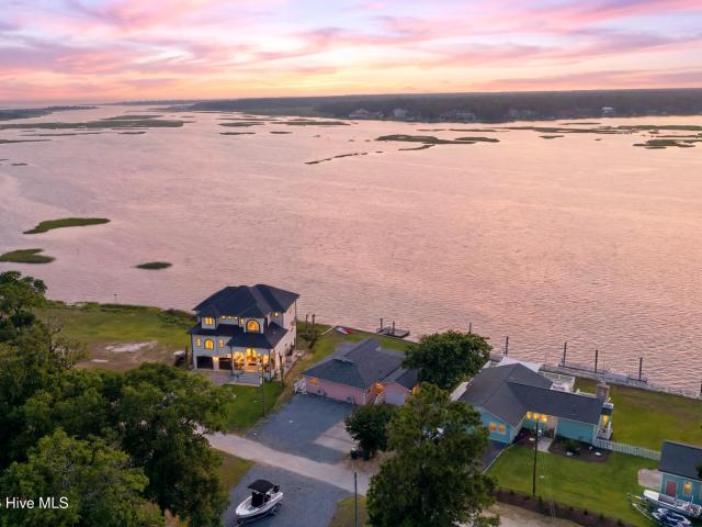 House for sale in Bolivia, North Carolina