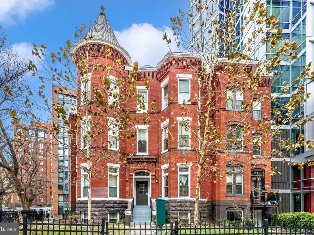 Condo for sale in Washington, Washington DC