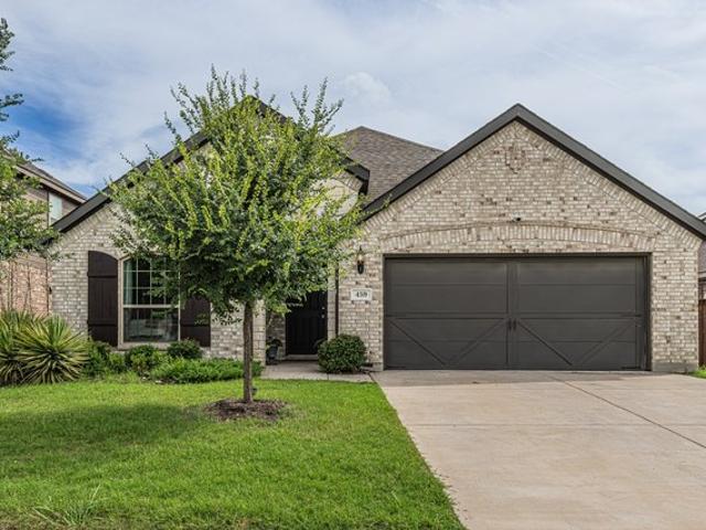 House for sale in Haslet, Texas