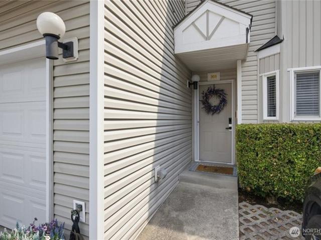 Townhouse for sale in Renton, Washington
