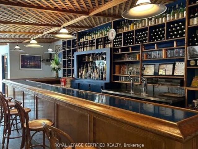 Commercial for sale in Niagara, Ontario