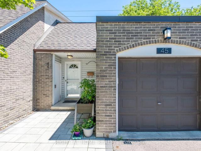 Condo for sale in Woburn, Ontario