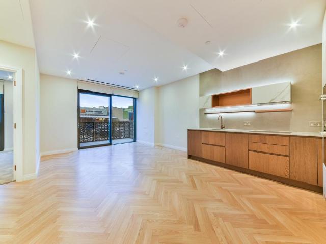 Apartment for rent in Wandon Estate, Greater London