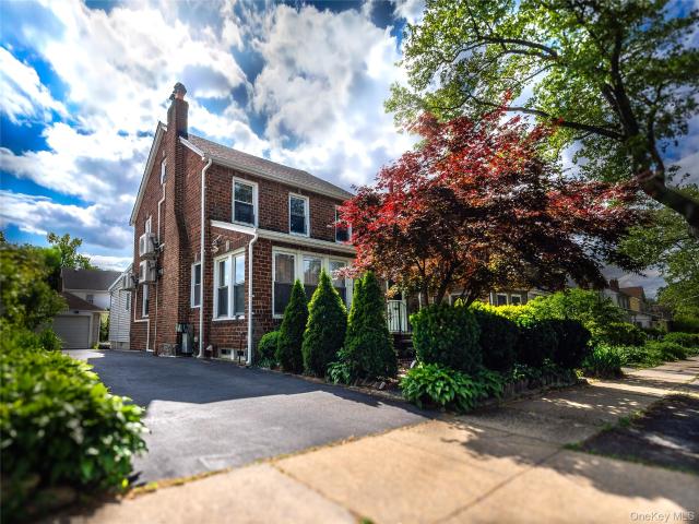 Property for rent in Nassau, New York