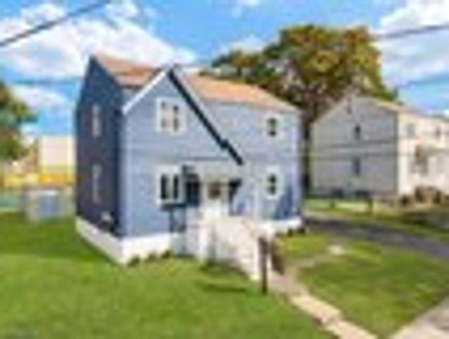 House for sale in Passaic, New Jersey