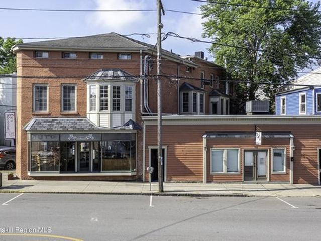 House for sale in Hudson, New York