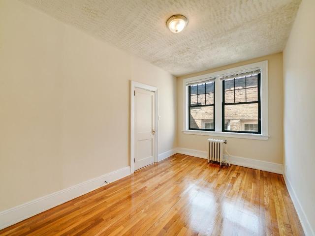 Apartment for rent in Palisades Park, New Jersey