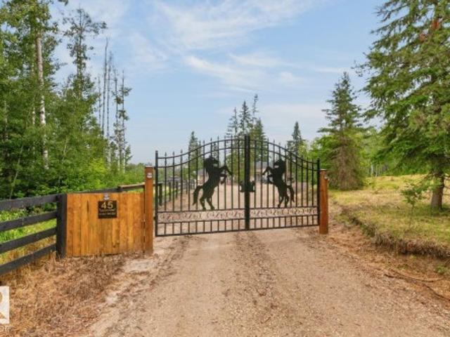 House for sale in Alberta