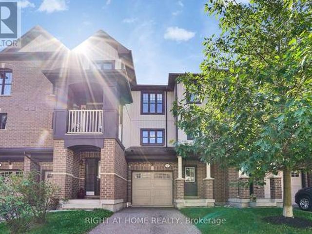 House for sale in Country Hills, Kitchener