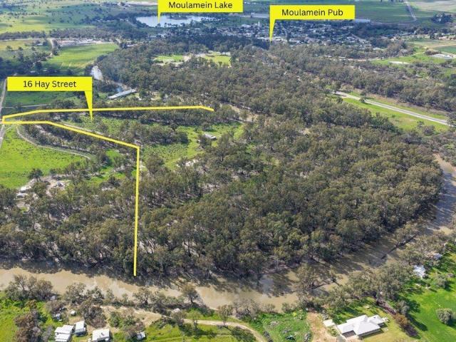 Cottage for sale in Moulamein, New South Wales