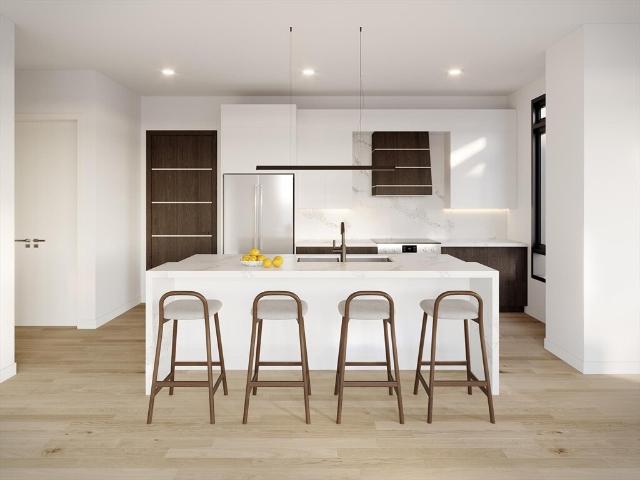 Condo for sale in Brookline