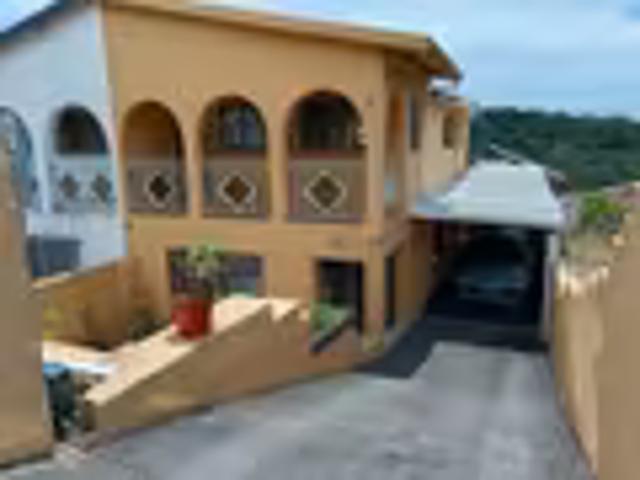 House for sale in Chatsworth, Kwazulu-natal