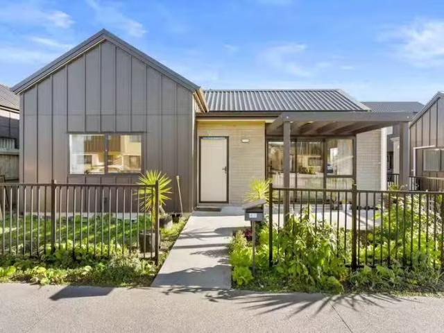 House for sale in Papakura