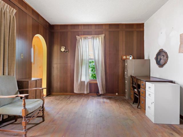 House for sale in Elgin