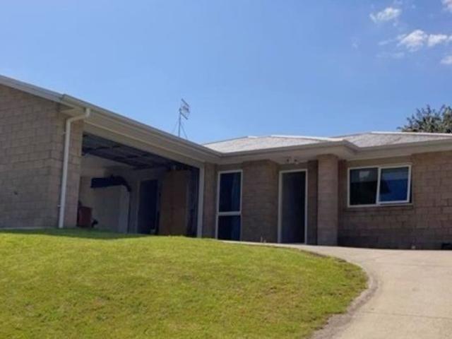 House for rent in Cheyne Park, Greerton