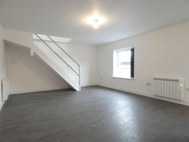 Apartment for rent in Outwood Gate, Bury