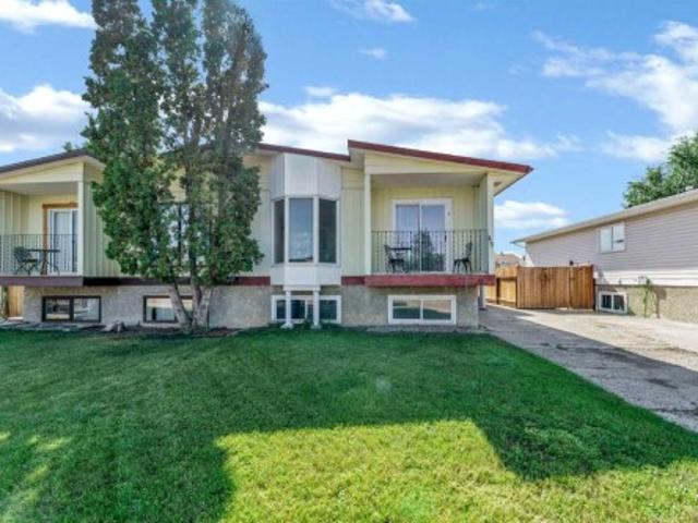 House for sale in Medicine Hat