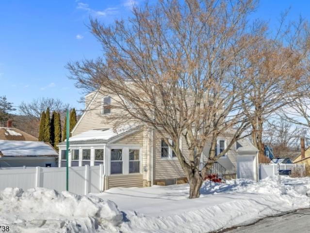 House for sale in Mine Hill, New Jersey