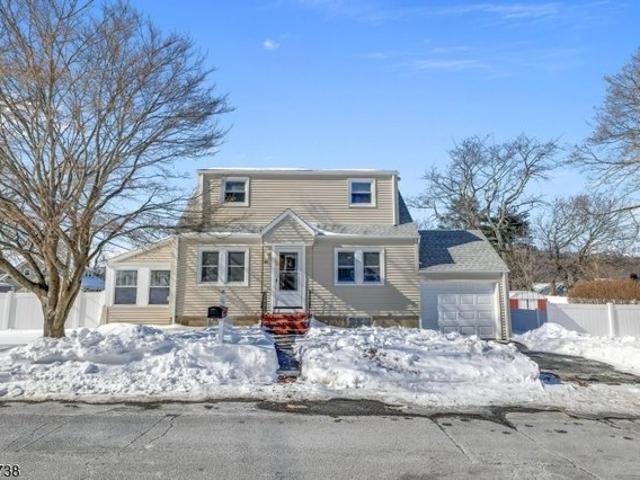 House for sale in Mine Hill, New Jersey