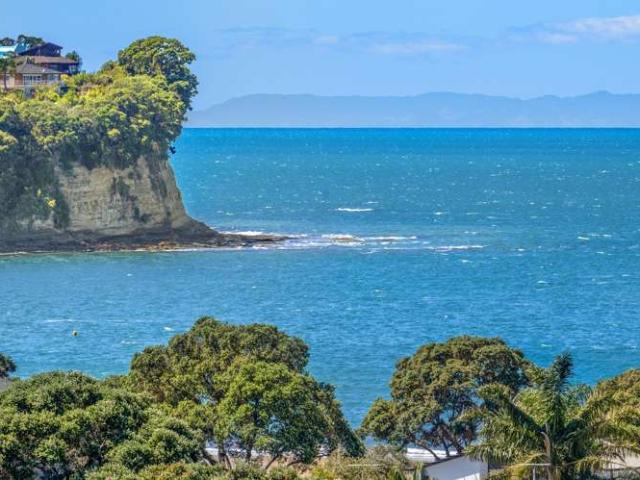 House for sale in Whangaparaoa