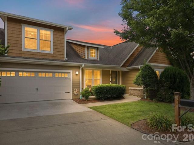 Townhouse for sale in Asheville, North Carolina