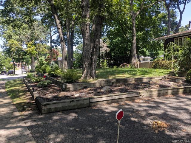 House for sale in Smithtown, New York