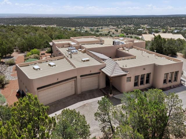 House for sale in Edgewood, New Mexico