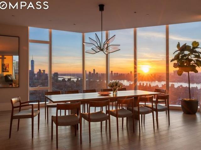 Condo for sale in Arverne, New York