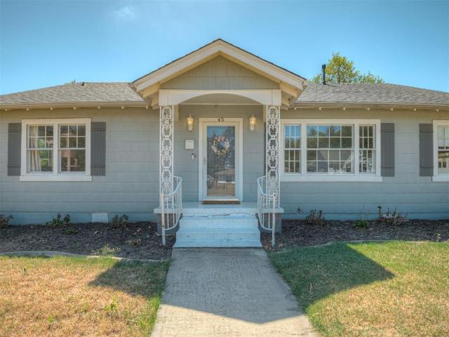 House for sale in Shawnee, Pottawatomie County