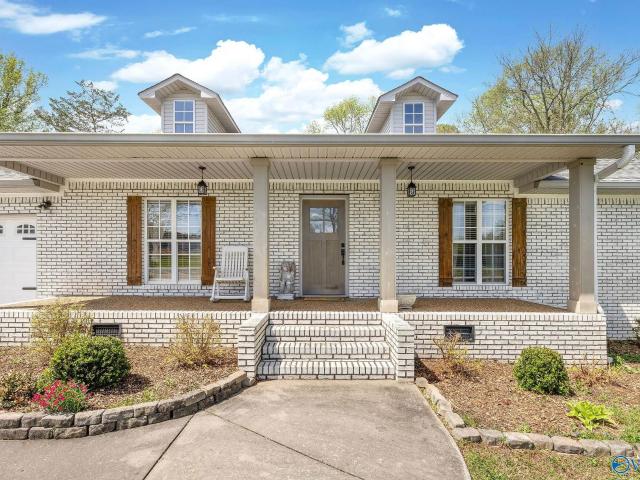 House for sale in Grant, Alabama
