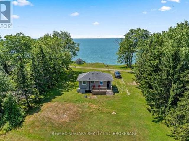 House for sale in Ontario