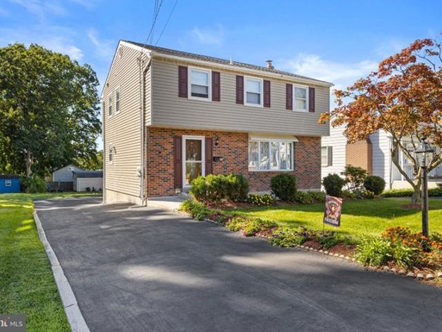 House for sale in Broomall, Marple Township