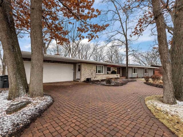 House for sale in Little Chute, Wisconsin