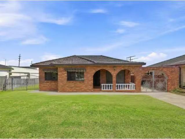 House for rent in Sydney, Liverpool City Council