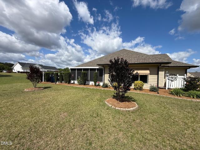 Townhouse for sale in Dunn, North Carolina