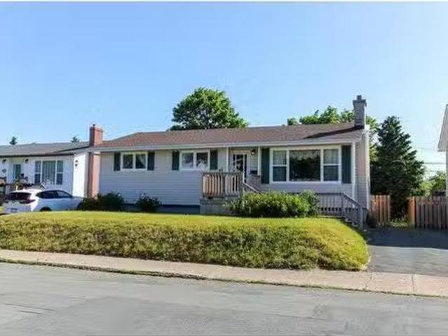 House for sale in Foxtrap, Newfoundland And Labrador