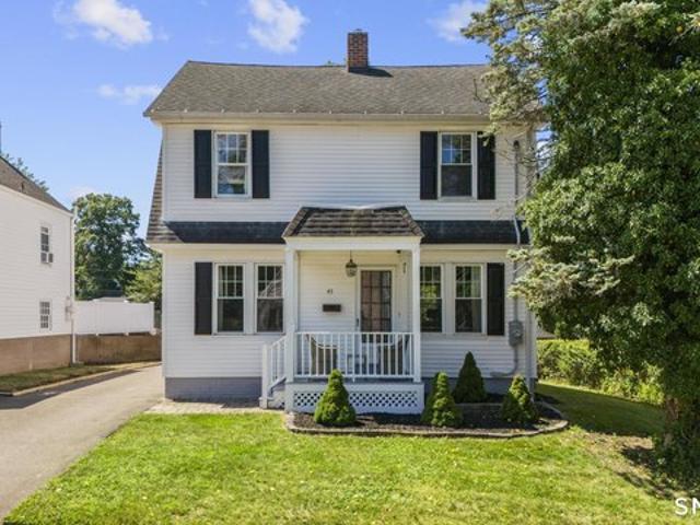 House for sale in North Haven, Connecticut