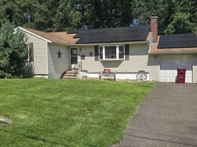 House for sale in Naugatuck, Connecticut