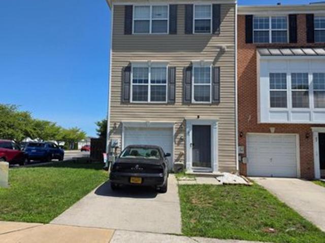 Townhouse for sale in Bunker Hill, West Virginia